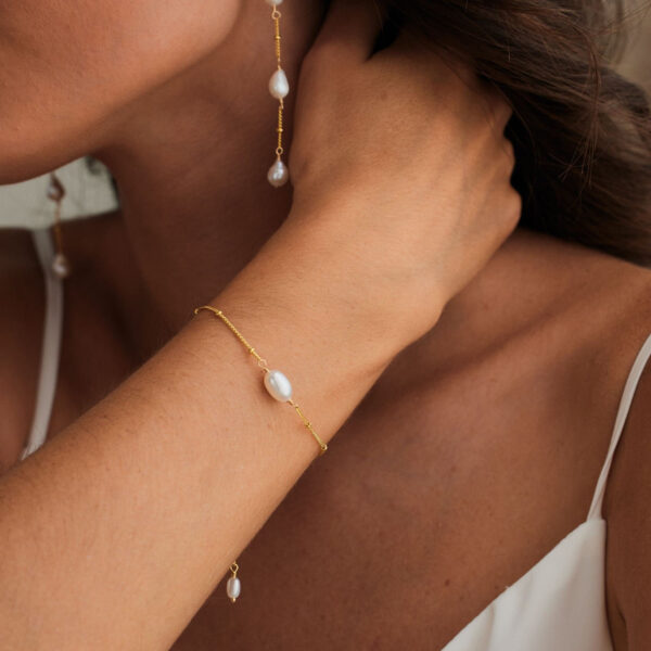 14K Gold Dainty Oval Pearl Bracelet with Satellite Chain, Natural Freshwater Pearl Bracelet, Single Pearl Bracelet, Wedding Bracelet, Bridesmaid Gift - Image 6