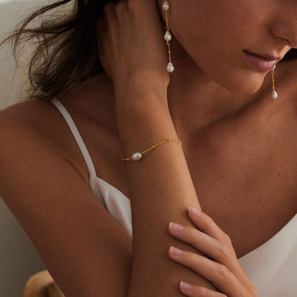 14K Gold Dainty Oval Pearl Bracelet with Satellite Chain, Natural Freshwater Pearl Bracelet, Single Pearl Bracelet, Wedding Bracelet, Bridesmaid Gift - Image 5